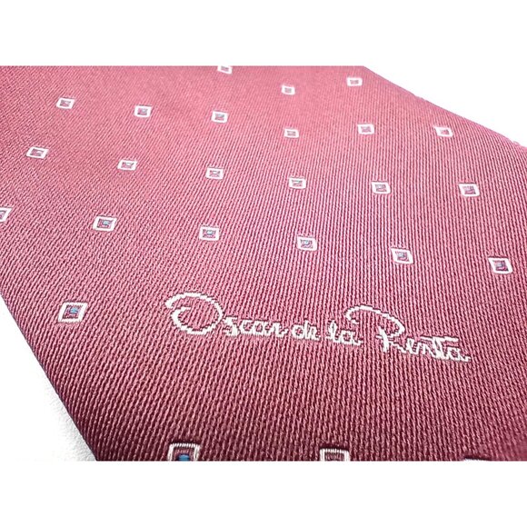 Oscar De La Renta Mens Red Burgundy Tie With Square Pattern Vintage Classic Wear - Picture 3 of 16